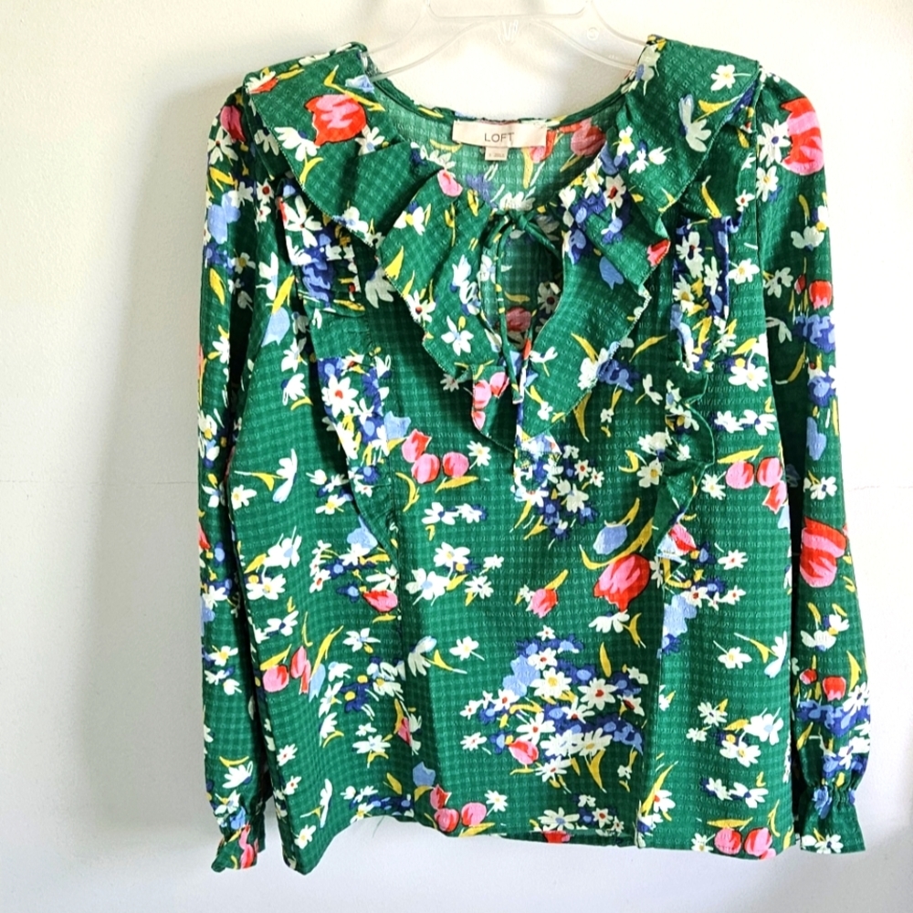 Loft Floral Bouquet Green ruffle blouse
